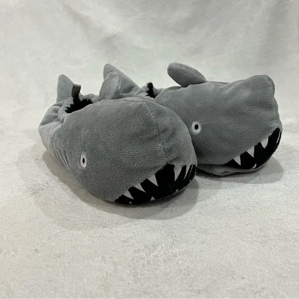 Old Navy Shark Slippers XL 3-4